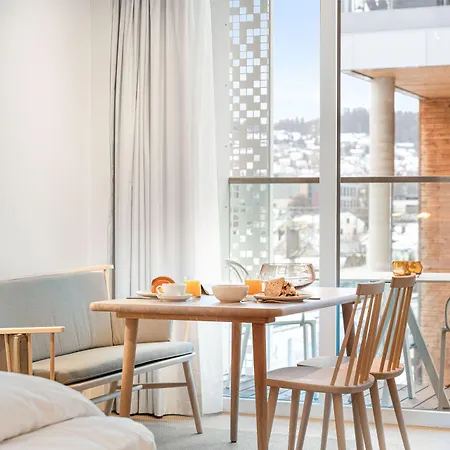 Lägenhetshotell Lux 4*