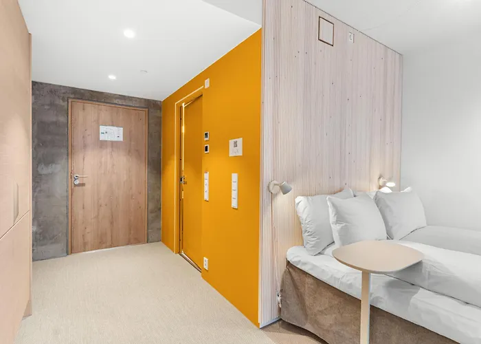 Lux 아파트호텔 4*